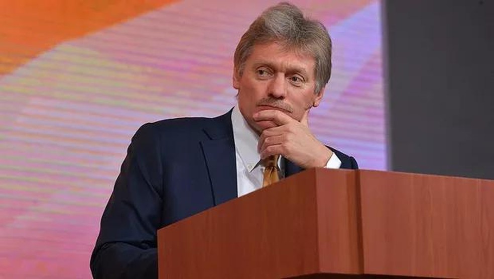 O porta-voz do Kremlin, Dmitry Peskov (Foto: Kremlin.ru, CC BY 4.0 <https://creativecommons.org/licenses/by/4.0>, via Wikimedia Commons) — Foto: Epoca Negocios