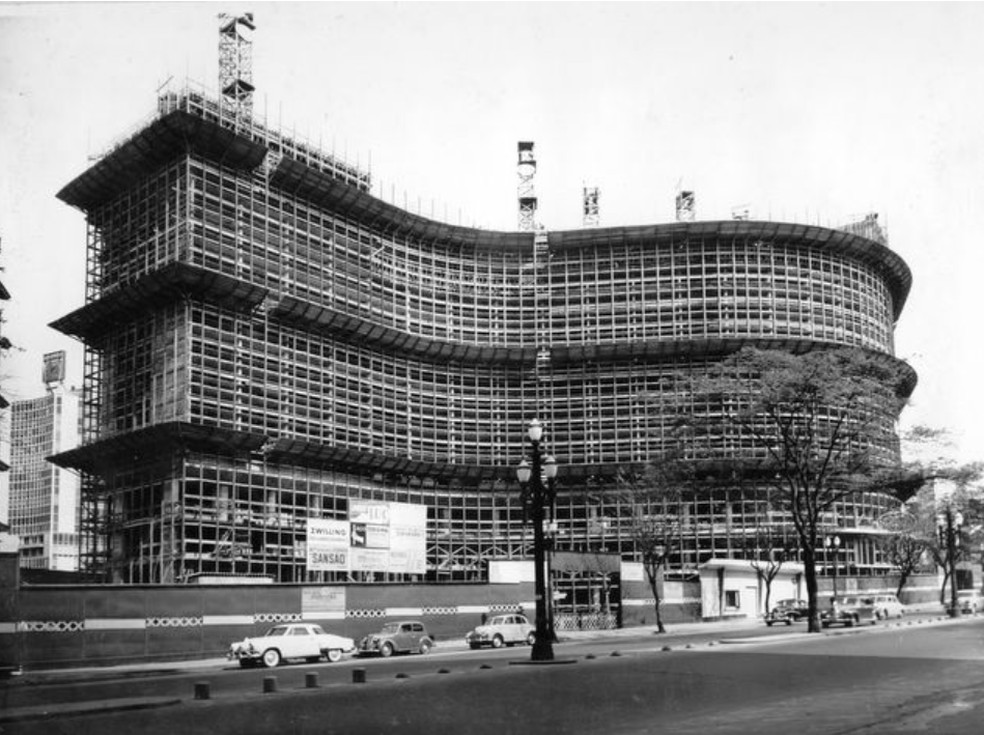 Projeto original do Copan previa um hotel, que não foi construído — Foto: BBC News fonte