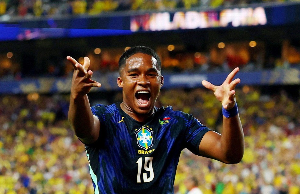 Endrick entrou no jogo contra o Haiti e teve um gol anulado — Foto: BBC News fonte