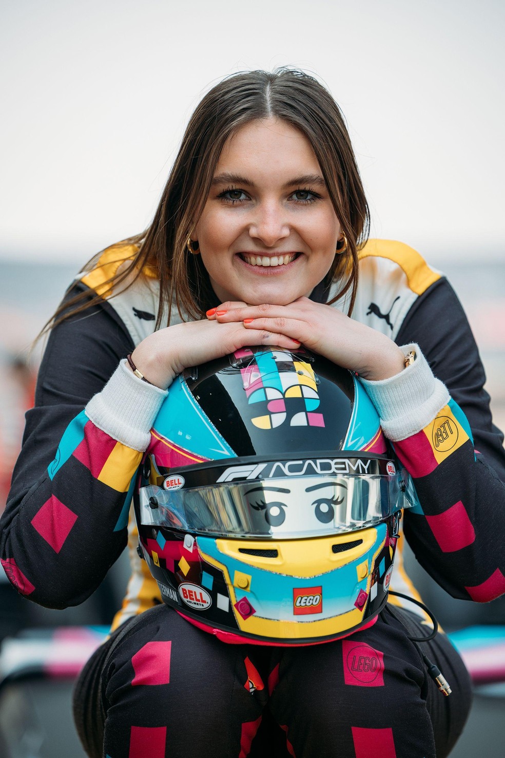 Esmee Kosterman conta que seus heróis na pista são Max Verstappen, Beitske Visser e Susie Wolff — Foto: BBC News fonte
