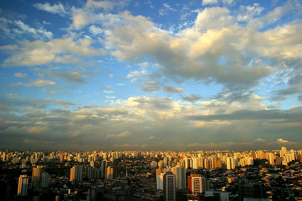 Grandes municípios brasileiros estão vivendo um movimento inédito de perda de população — Foto: Getty Images