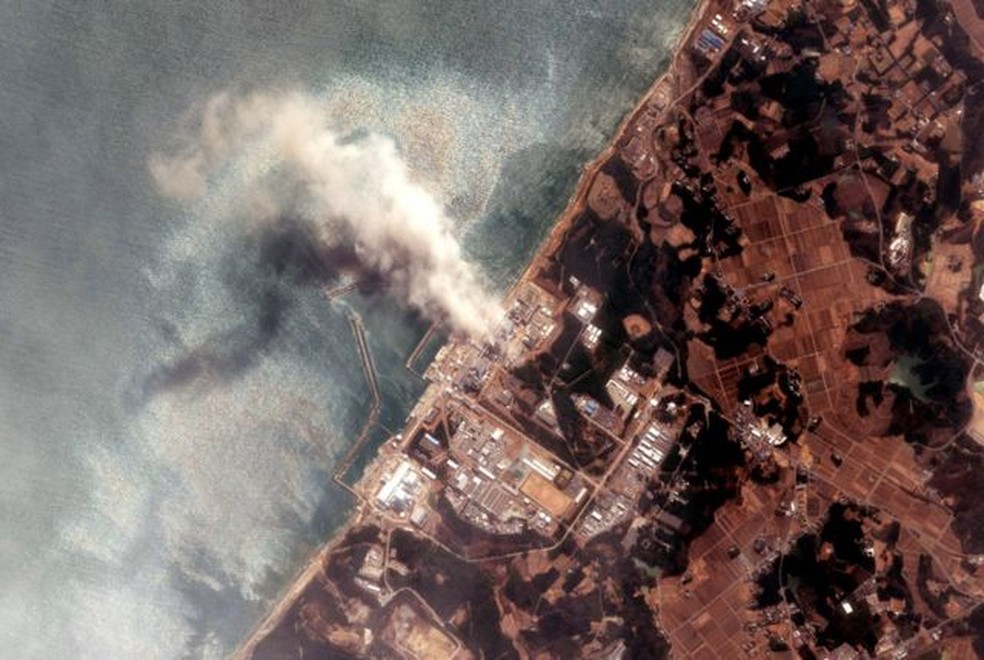 Em 2011, um tsunami destruiu a usina de Fukushima, no norte do Japão — Foto: Getty Images