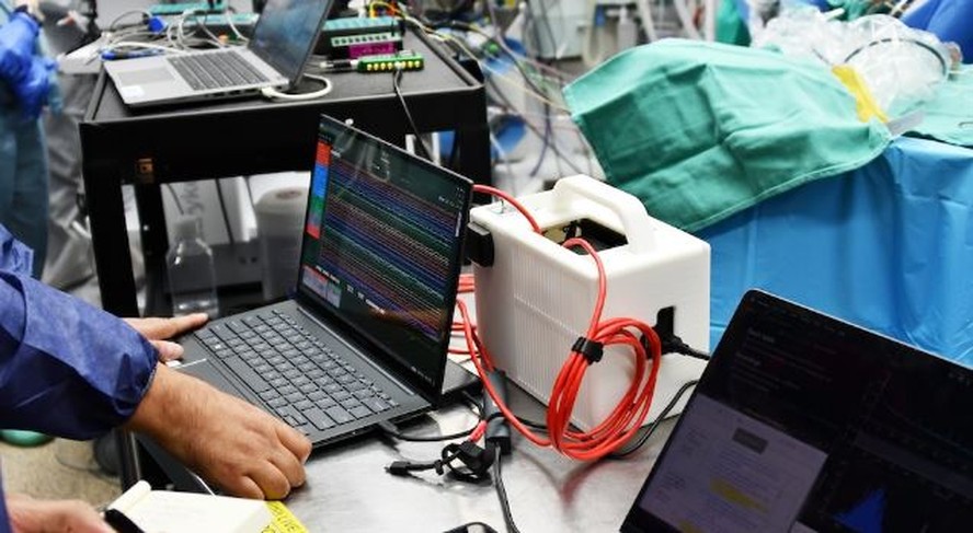 Paradromics, rival da Neuralink, testa primeiro implante de chip