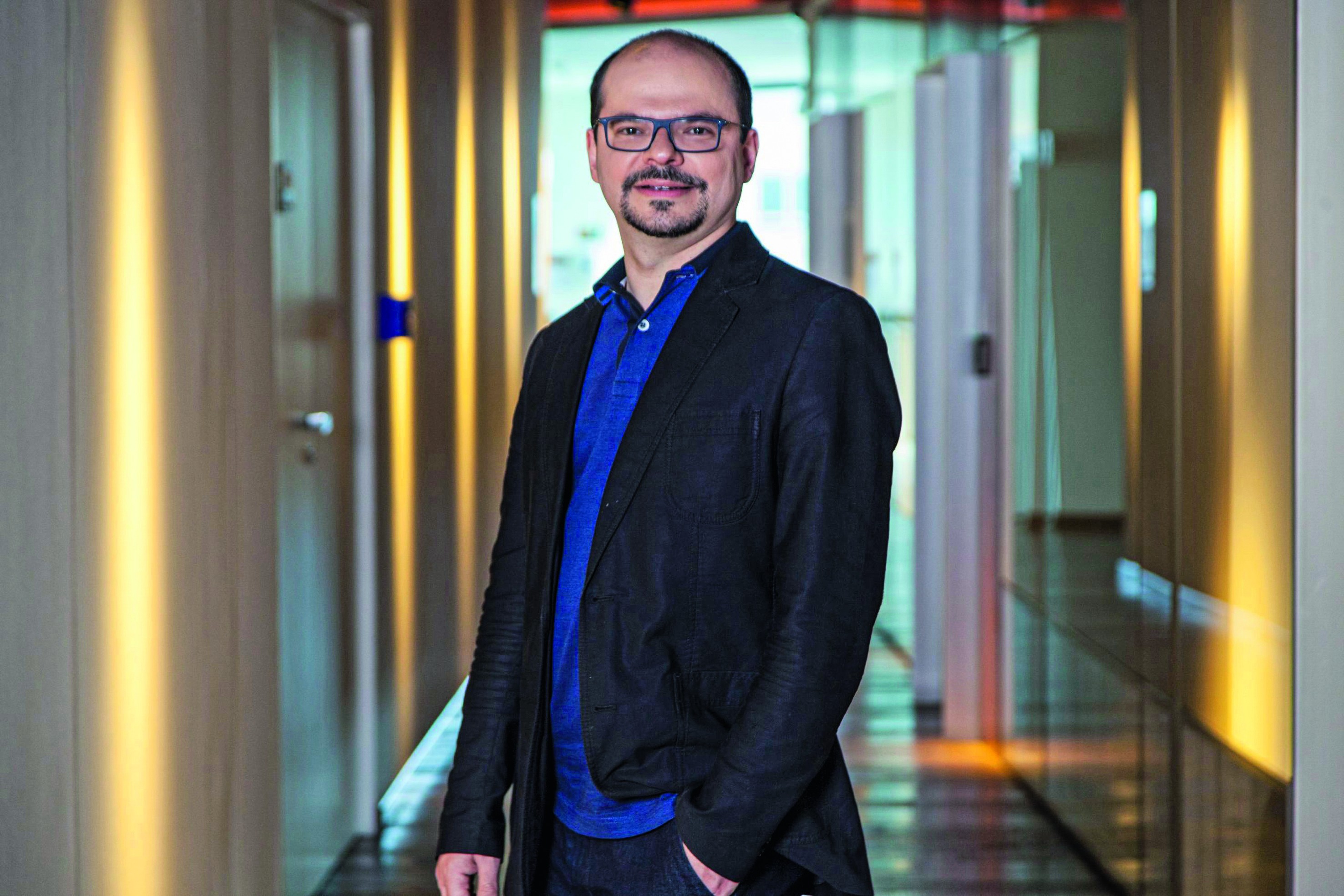 Para crescer, IBM acelera sua agenda em IA generativa, IA agêntica, semicondutores e automação - QTU Questões do Universo