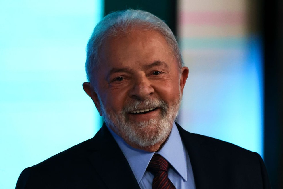Economistas ligados à campanha de Luiz Inácio Lula da Silva (PT) trabalham em modelos para dar uma guinada verde na proposta reforma tributária que apresentarão caso o petista seja eleito  — Foto: Getty Images
