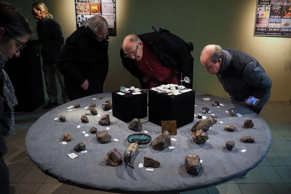 O número de colecionadores de meteoritos aumentou, o que dificulta o acesso dos cientistas a essas rochas — Foto: BBC News fonte