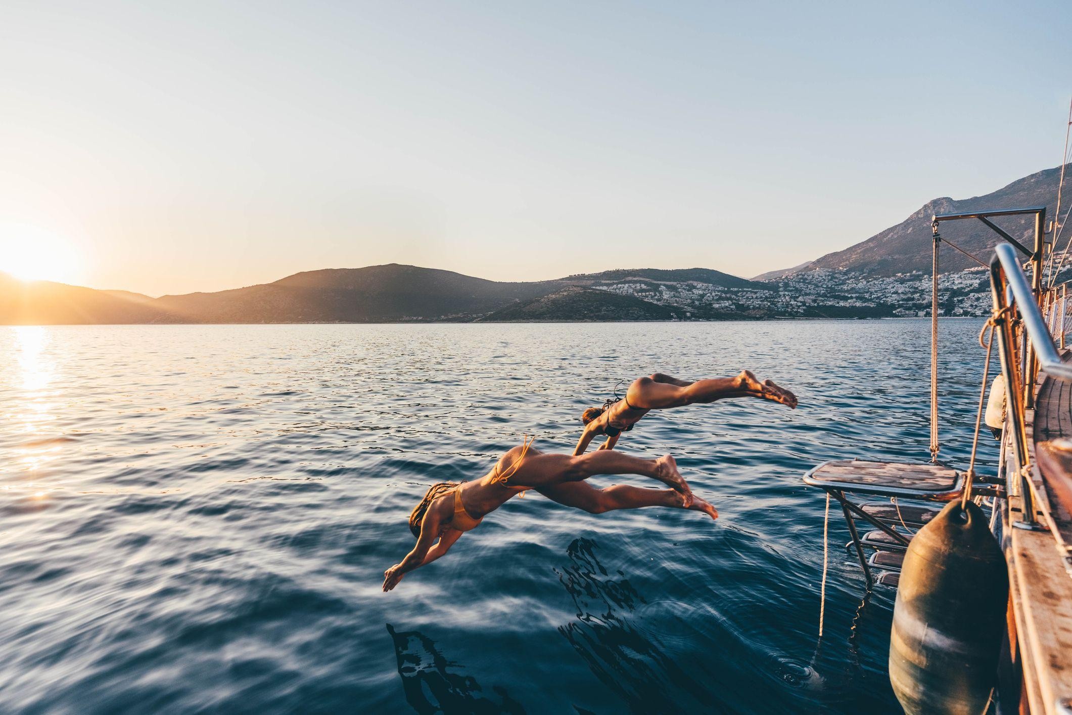 Nadar nas férias: a tendência do slow travel para amantes de viagem