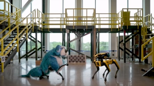 A Boston Dynamics lançou um novo cão-robô? Entenda o 'bot dançarino' apresentado pela empresa