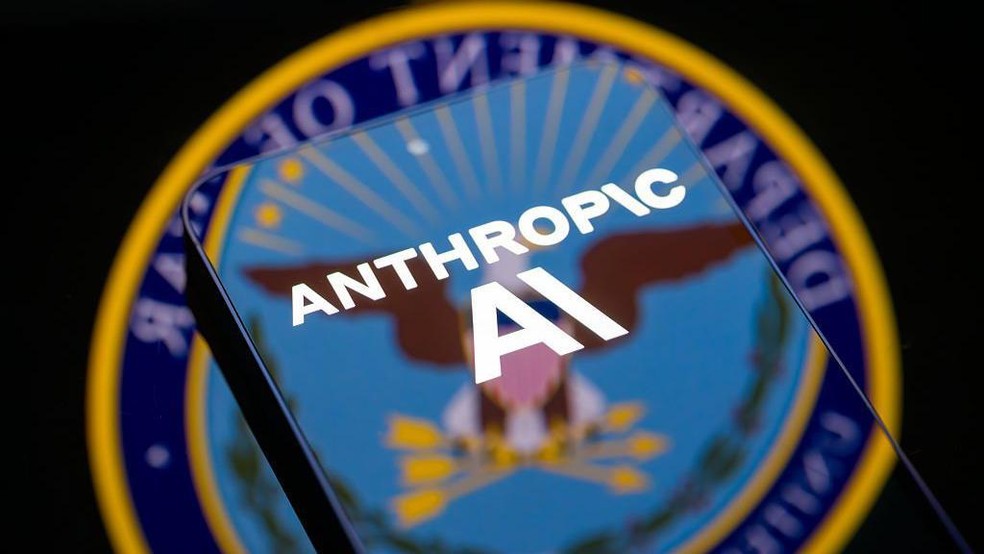 A disputa entre a Anthropic e o Pentágono gira em torno do acesso ético à inteligência artificial de ponta — Foto: BBC News fonte