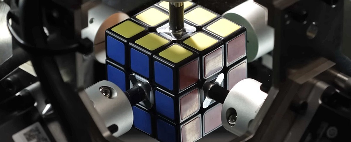 El robot establece un nuevo récord mundial al resolver el cubo de Rubik en 0,3 segundos;  reloj |  Tecnología