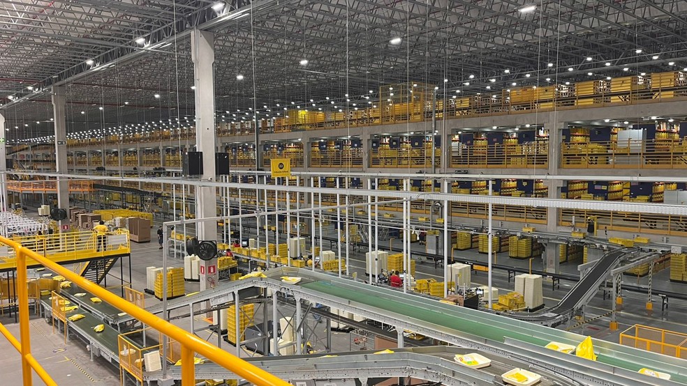 Centro de distribuição do Mercado Livre em Cajamar em dia de Black Friday, São Paulo — Foto: Mariana Letizio