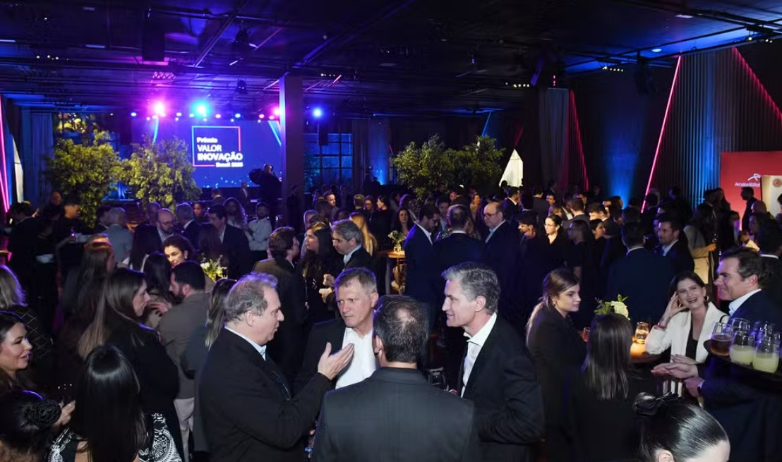 Empresas mais inovadoras do país serão homenageadas hoje em premiação do Valor e de Época NEGÓCIOS - QTU Questões do Universo