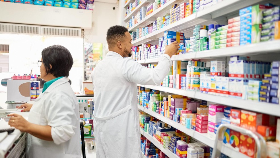 Fim da escala 6x1 ainda precisa passar por diversas etapas legislativas antes de virar lei — Foto: BBC News fonte