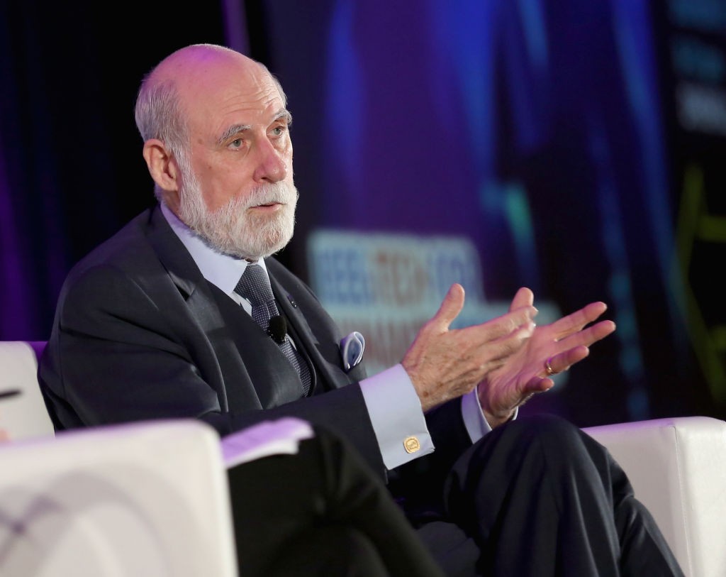 Após 20 anos no Google, Vint Cerf, "pai da internet", anuncia aposentadoria