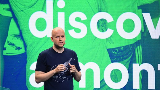 Spotify não removerá todas as músicas geradas por IA, afirma CEO