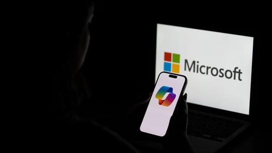 Ferramenta de IA polêmica da Microsoft vai ser desativada por padrão