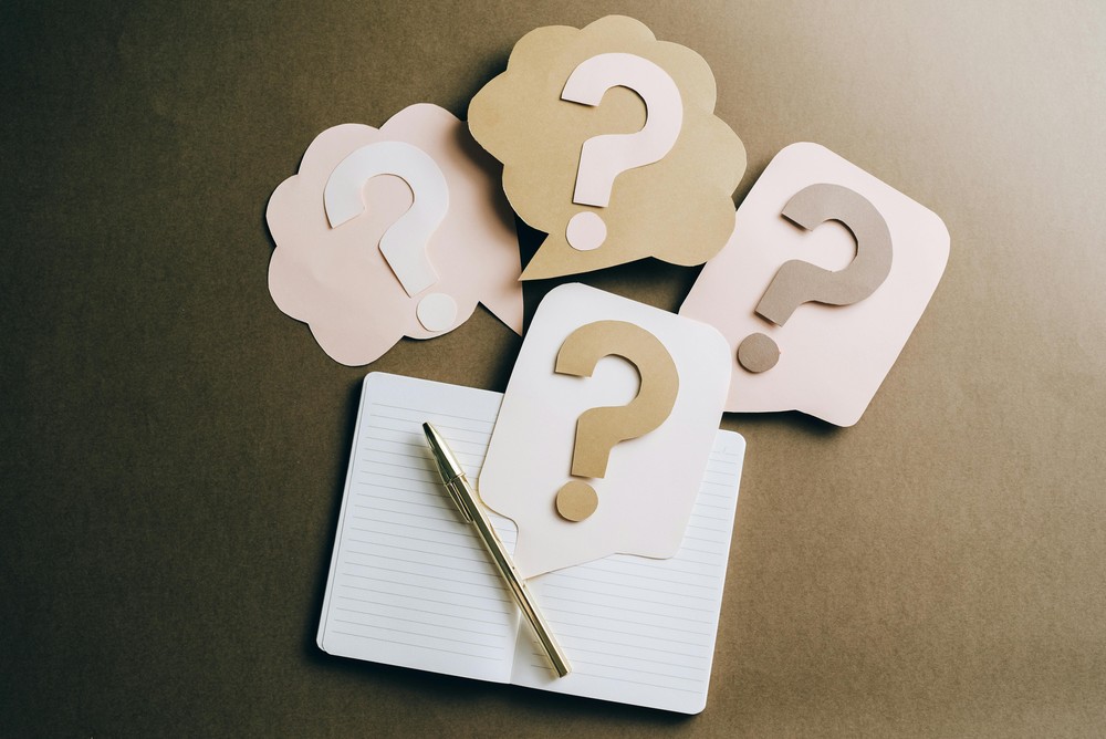 5 perguntas que um líder pode fazer para ajudar sua equipe a tomar as ...
