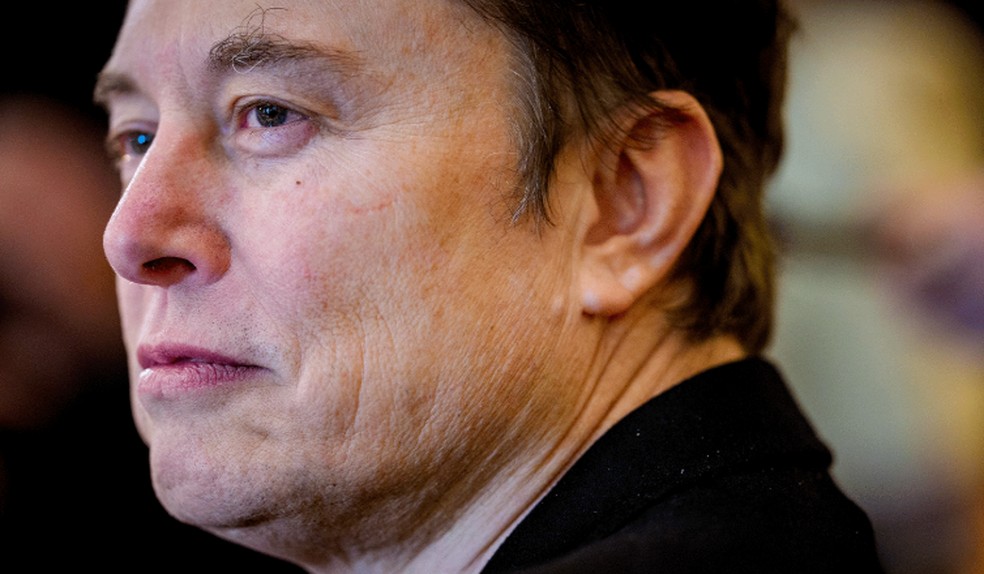 "Todos terão os melhores cuidados médicos, alimentação, transporte doméstico e tudo o mais. Abundância sustentável", disse o bilionário Musk — Foto: BBC News fonte