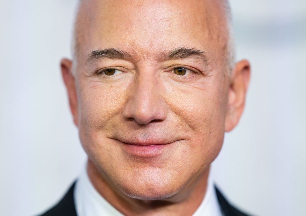 Saiba quanto Jeff Bezos ganha por dia