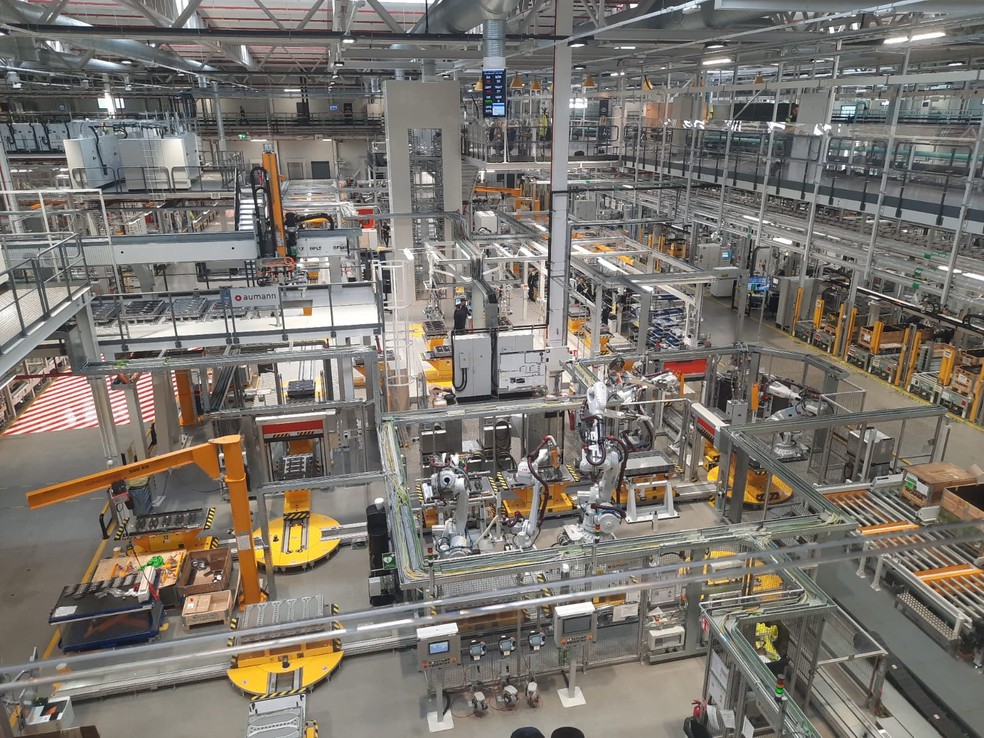 Fábrica da Scania dedicada à produção de baterias, em Södertälje, na Suécia — Foto: Fabiana Rolfini/Época NEGÓCIOS