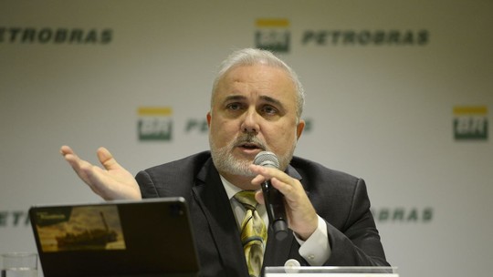Sem nova fronteira para explorar, Brasil terá de importar petróleo de novo, diz Prates