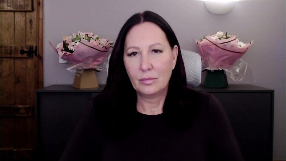 Sasha Dean entrou em coma depois de um BBL — Foto: BBC News fonte