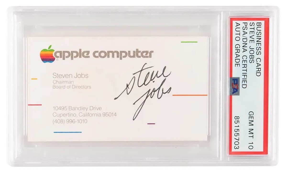 Cartão assinado por Steve Jobs em 1983 é vendido por mais de R