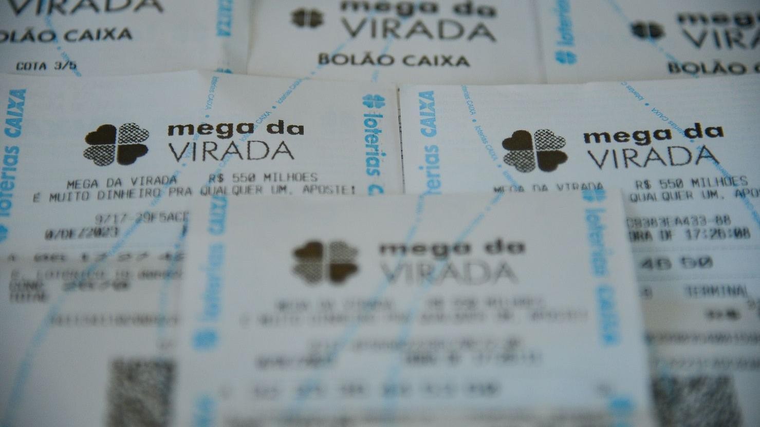 Mega da Virada chega a R$ 1 bi: as chances de ganhar, segundo a ciência, e tudo mais que você precisa saber