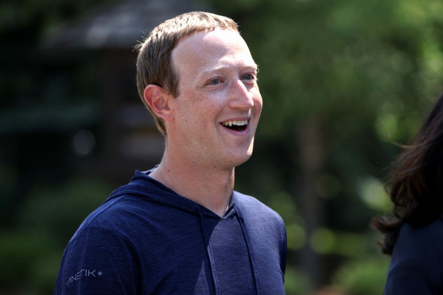 Mark Zuckerberg tem uma fortuna de US$ 177 bilhões de acordo com a Forbes