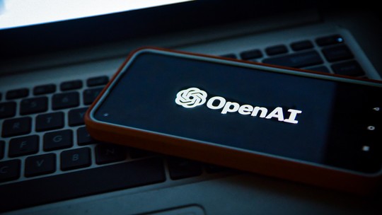 OpenAI deve receber US$ 1 bilhão do SoftBank para desenvolver um ‘iPhone da inteligência artificial’ 
