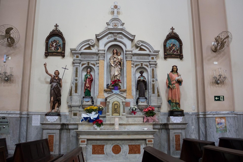 José Manuel da Conceição passou a ser acusado de ser iconoclasta, aquele que se opõe à veneração de imagens — uma postura que se aproxima do protestantismo — Foto: BBC News fonte