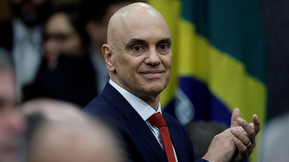 Alexandre de Moraes aparece na categoria "heróis" da lista de mais influentes do ano do Financial Times. — Foto: BBC News fonte