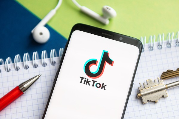 TikTok encerra fundo de US$ 2 bilhões voltado para criadores de conteúdo, Empresas