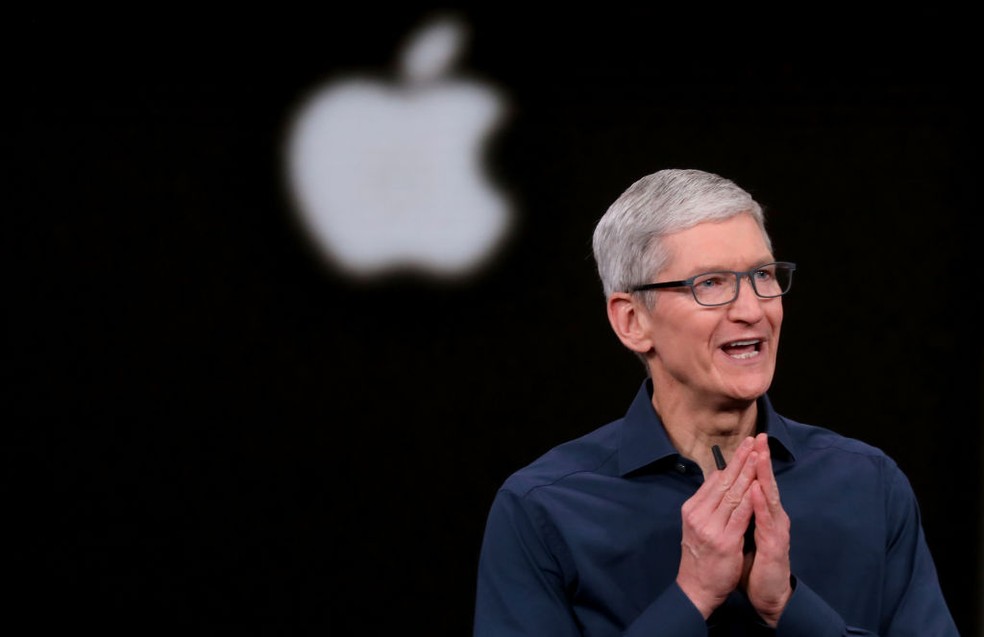 Quanto você pagaria para almoçar com o CEO da Apple? 