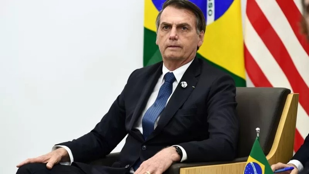 O salário coloca o presidente entre o 1% da população mais bem paga do Brasil, um país conhecido pela desigualdade — Foto: BRENDAN SMIALOWSKI/AFP via BBC