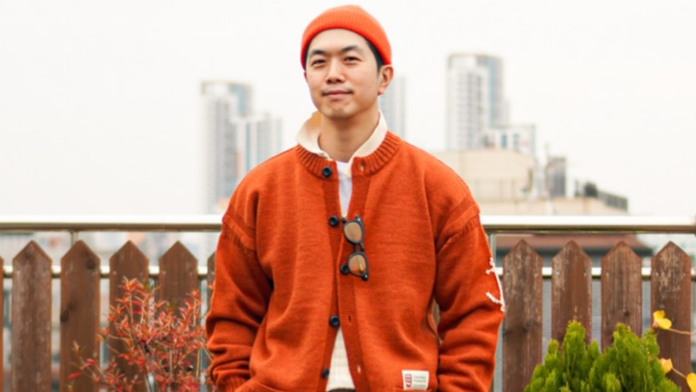 Ji Seung-ryeol se sente "preso entre duas gerações" — Foto: BBC News fonte