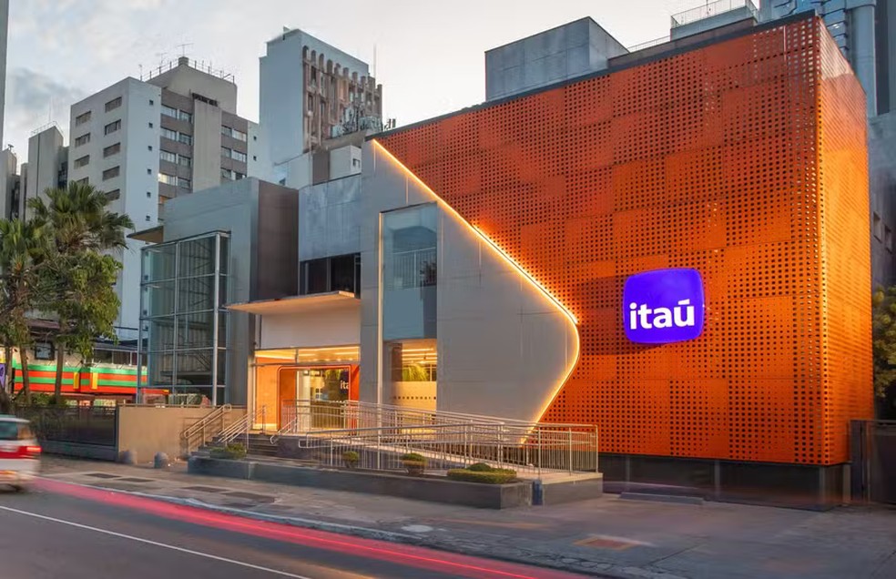Itaú acusa ex-diretor financeiro de violar normas, aciona BC e fala em ...