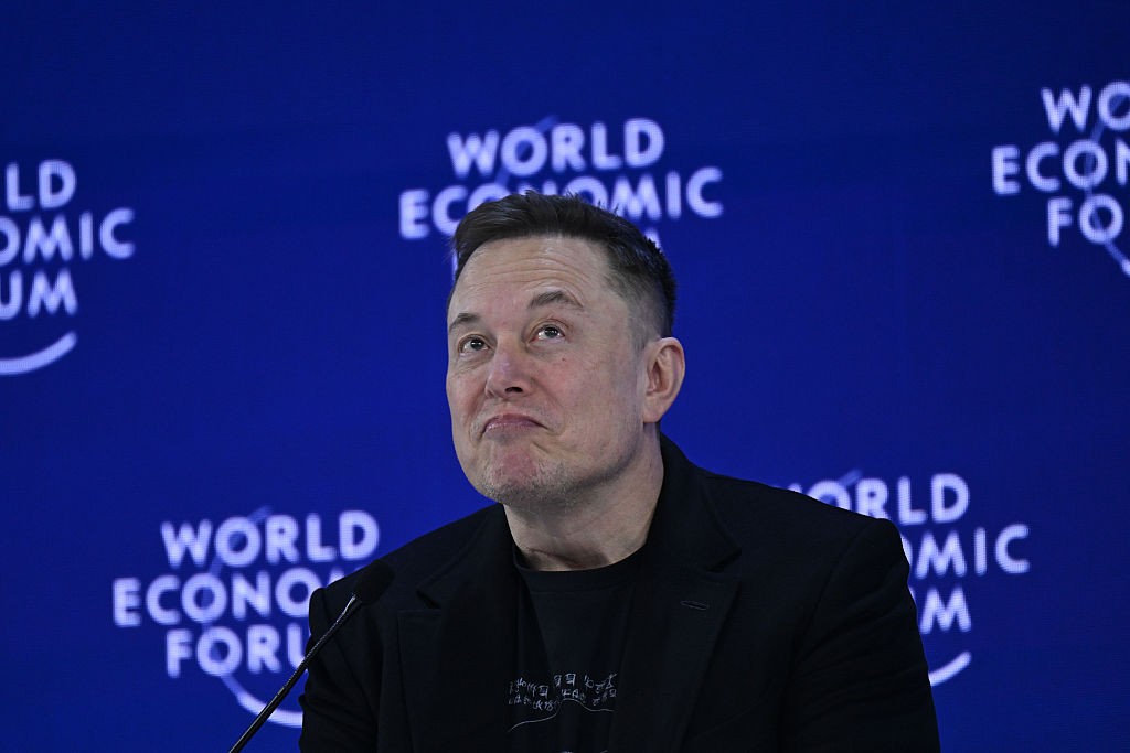 Elon Musk tem perda recorde de quase R$ 2 trilhões em julho, mas segue como o homem mais rico do mundo - QTU Questões do Universo