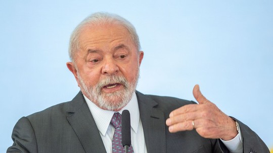 No Twitter, Lula destaca 'otimas notícias' na economia e encontro com líderes latino-americanos