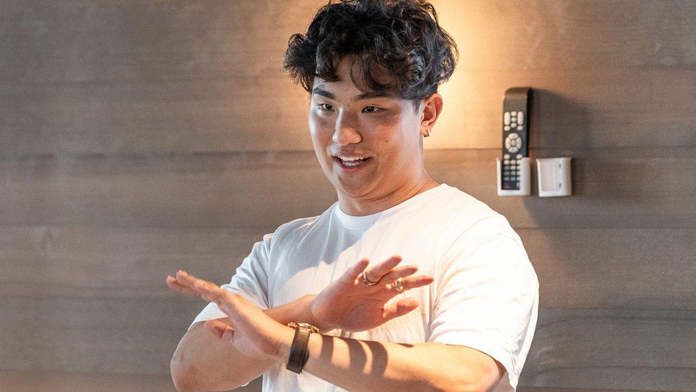 Will Gao afirma que a empresa de tecnologia Rilla procura pessoas 'que sejam como os atletas olímpicos' — Foto: BBC News fonte