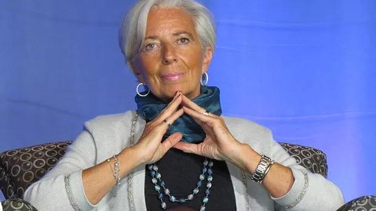 Junto com AIE e BEI, BCE tem interesse em garantir transição energética ordenada, diz Lagarde
