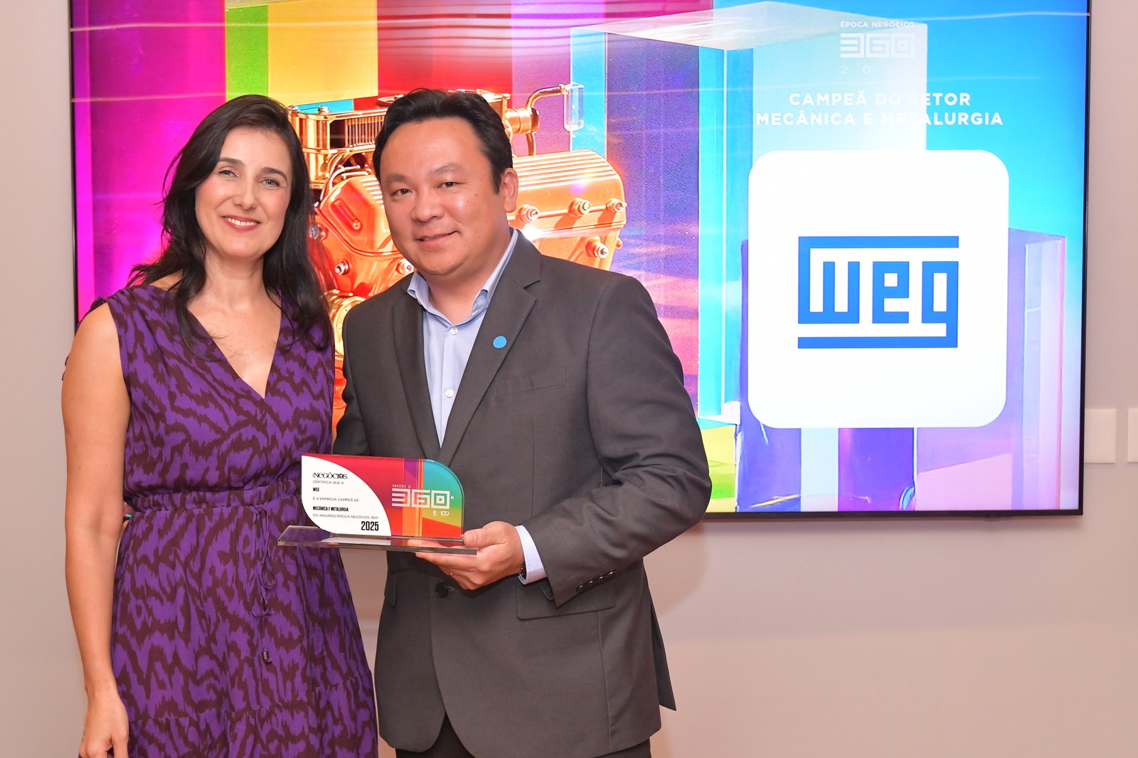 A WEG, liderada pelo CEO Alberto Kuba, foi vencedora na categoria Mecânica e Metalurgia — Foto: Flavio Santana