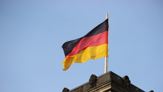 Alemanha deixa de ser invejada e vira o país desenvolvido com pior desempenho econômico