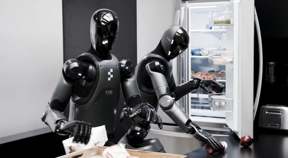 Robôs humanoides ajudando em tarefas domésticas — Foto: Reprodução/Figure