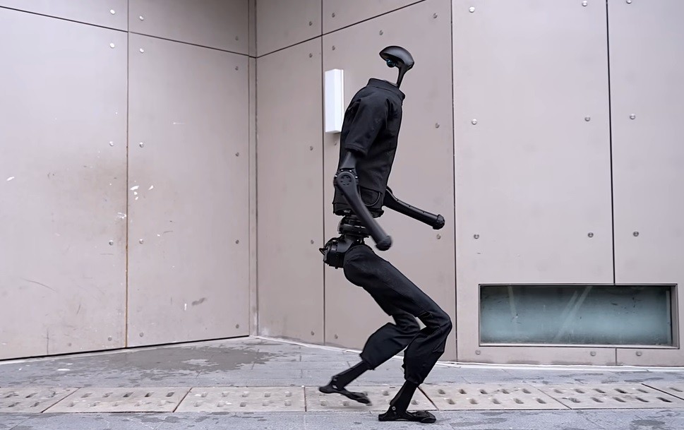 Robô humanoide corre mais rápido que humano