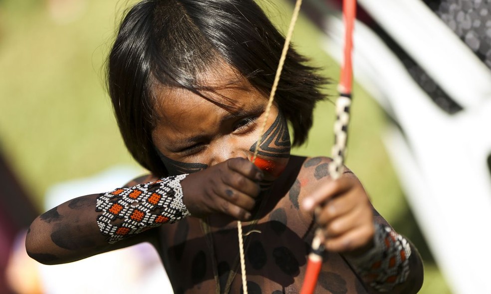 Presidente viu de perto a situação dos Yanomami, povo que vive uma crise sanitária que já resultou na morte de 570 crianças por desnutrição e causas evitáveis, nos últimos anos — Foto: Marcelo Camargo/Agência Brasil