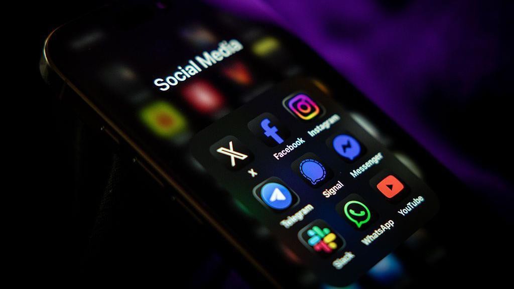 As palavras que você não pode dizer na internet