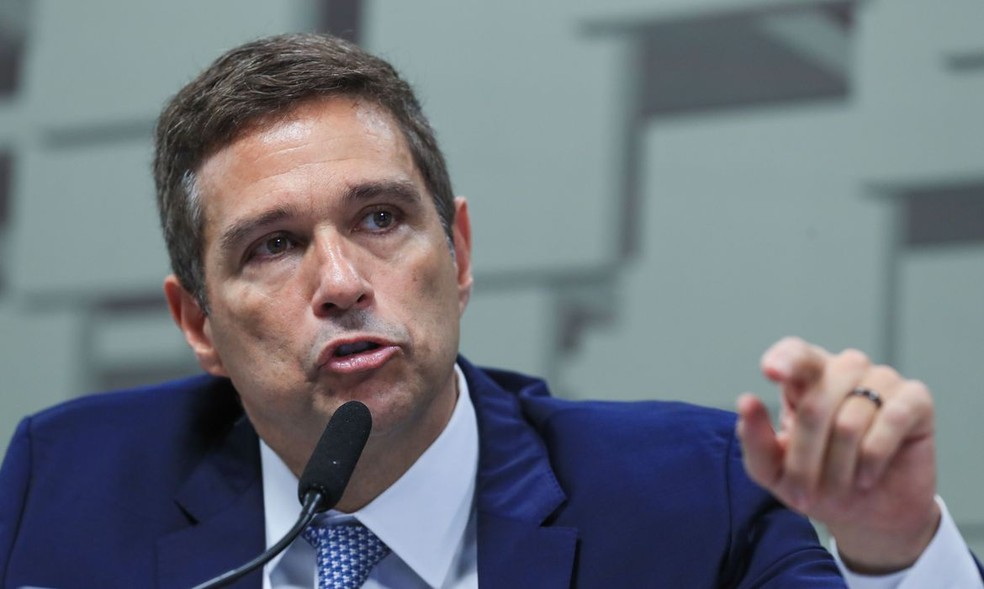 Presidente do BC, Roberto Campos Neto, afirma que a desaceleração de crédito no Brasil foi menor que no resto do mundo — Foto: Lula Marques/Agência Brasil