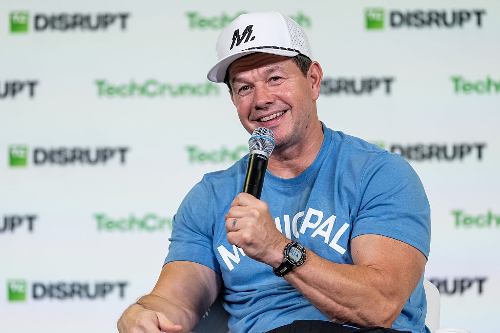 Mark Wahlberg diz que aceitaria continuar em filmes após a sua morte com versão digital feita por IA