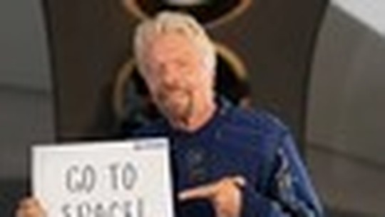 Sobre a importância dos sonhos: bilionário Richard Branson conquista o espaço